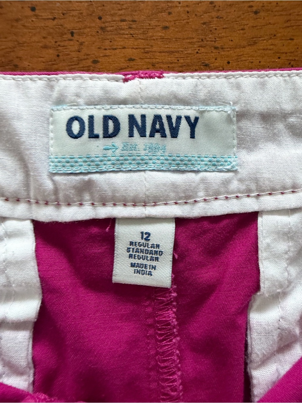 Old Navy Chino Shorts - Picture 3 of 3